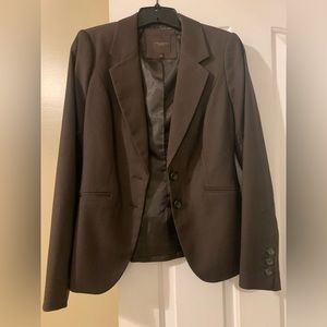 THE LIMITED Women’s brown suit. Size 4 jacket with size 6 pants.